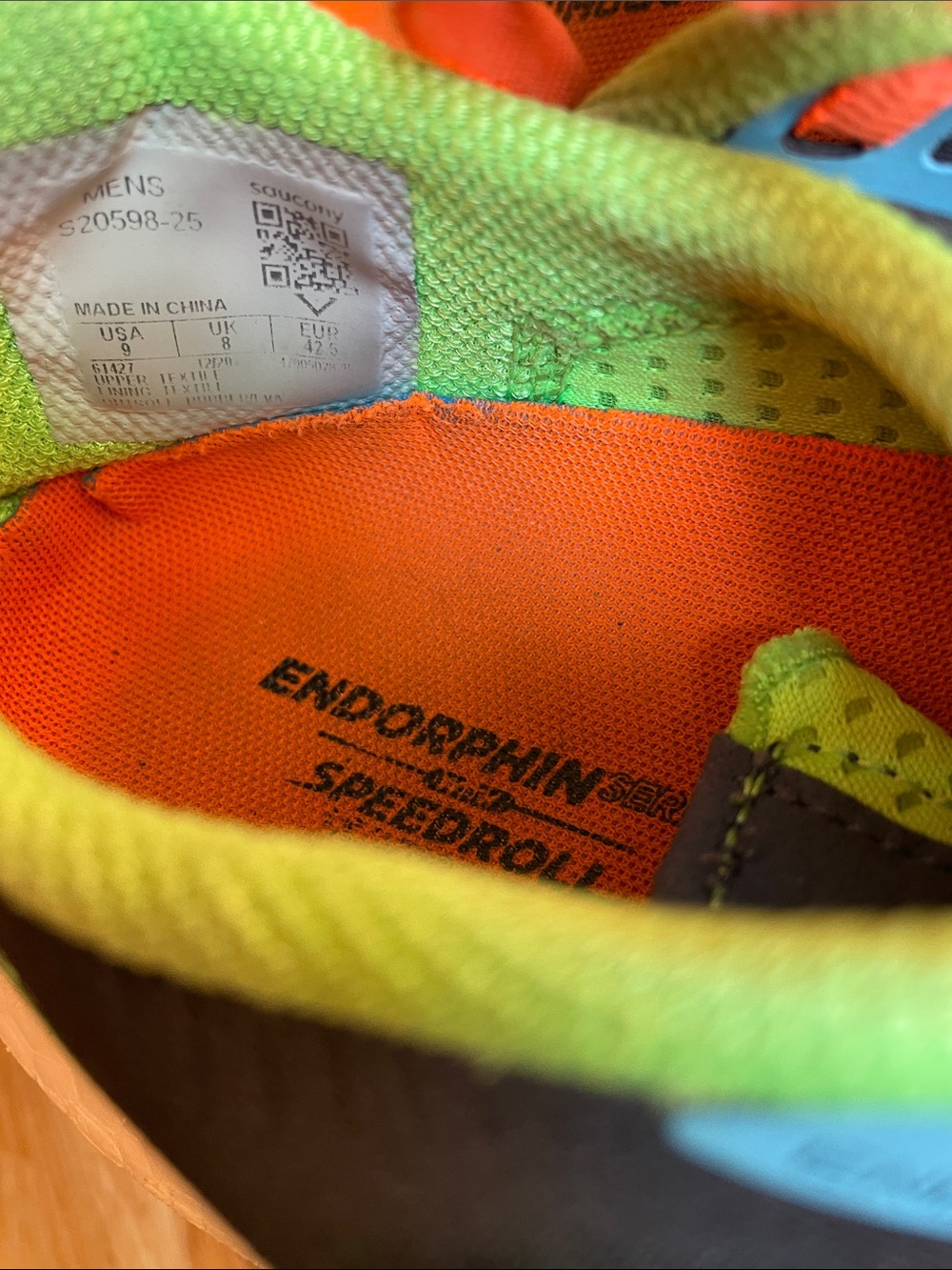 Saucony Endorphin Pro Men's Running Shoes - Black with Orange & Neon Green - Picture 6 of 8